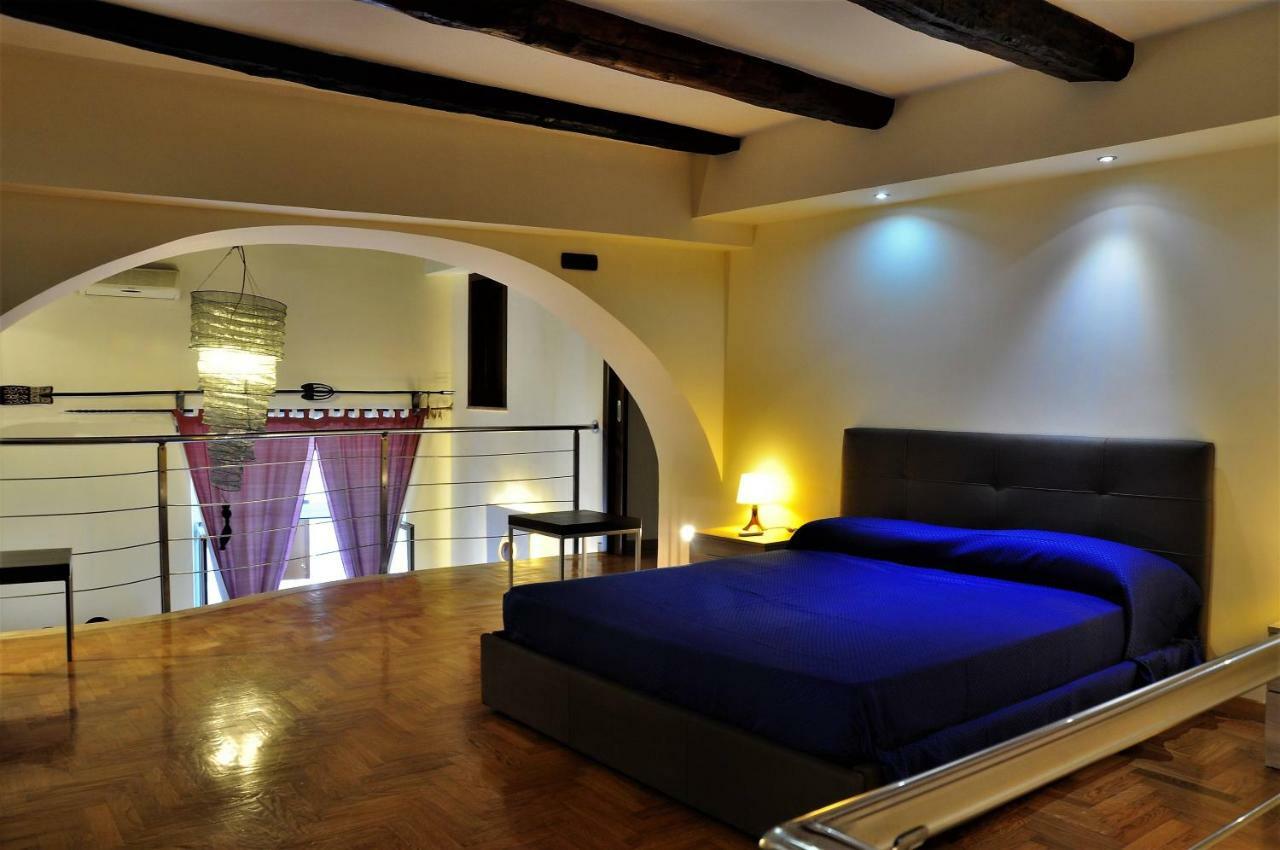 Suite Monticelli Naples Luaran gambar