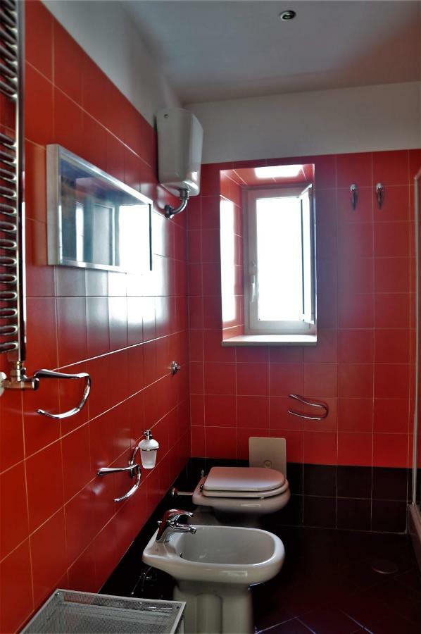 Suite Monticelli Naples Luaran gambar
