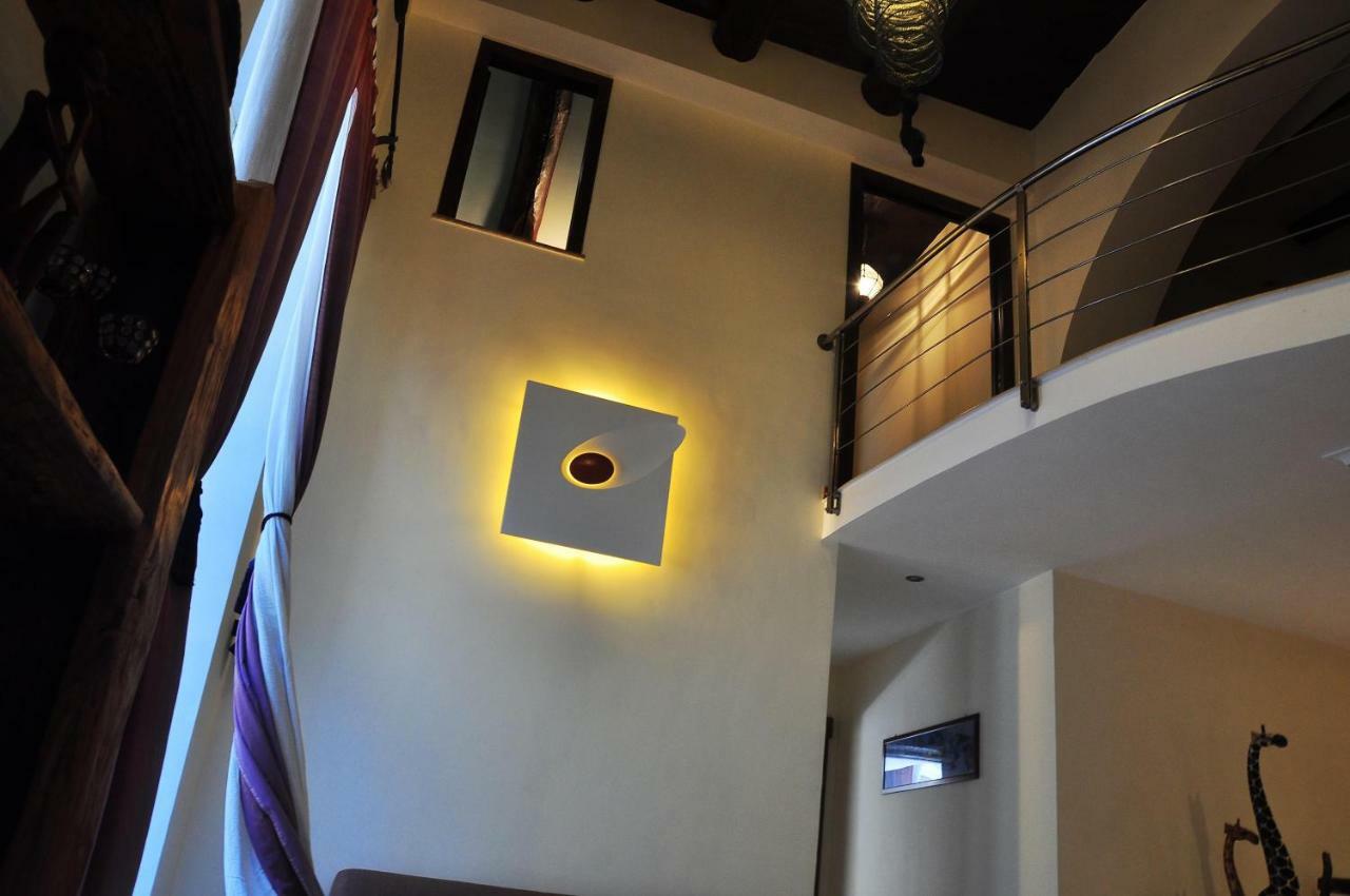 Suite Monticelli Naples Luaran gambar