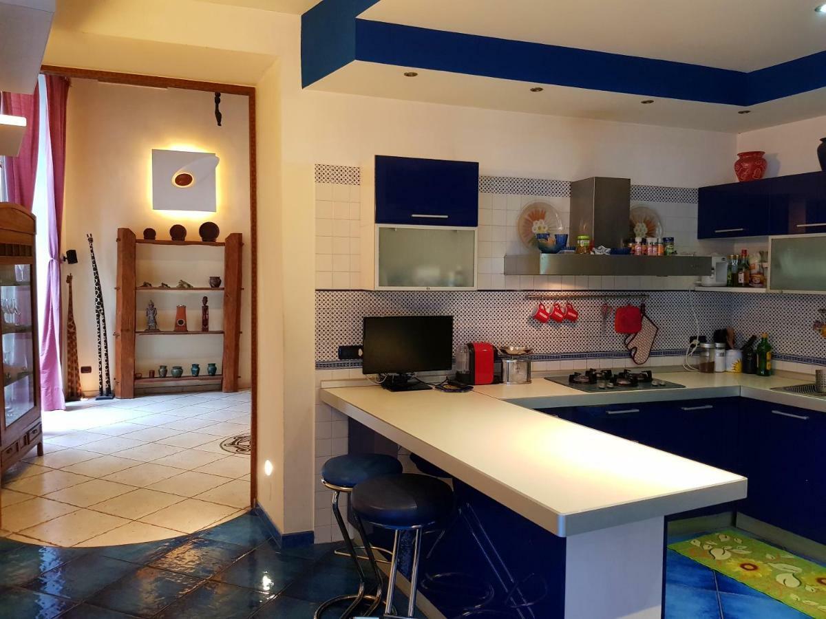 Suite Monticelli Naples Luaran gambar